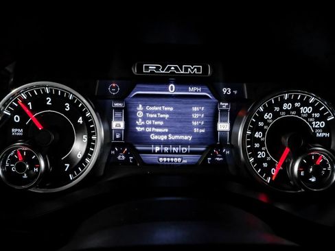 Used 2020 RAM 1500 Laramie AWD/4WD image 18
