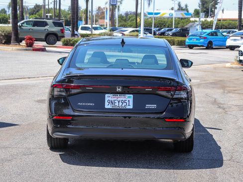 Used 2024 Honda Accord Sport image 12