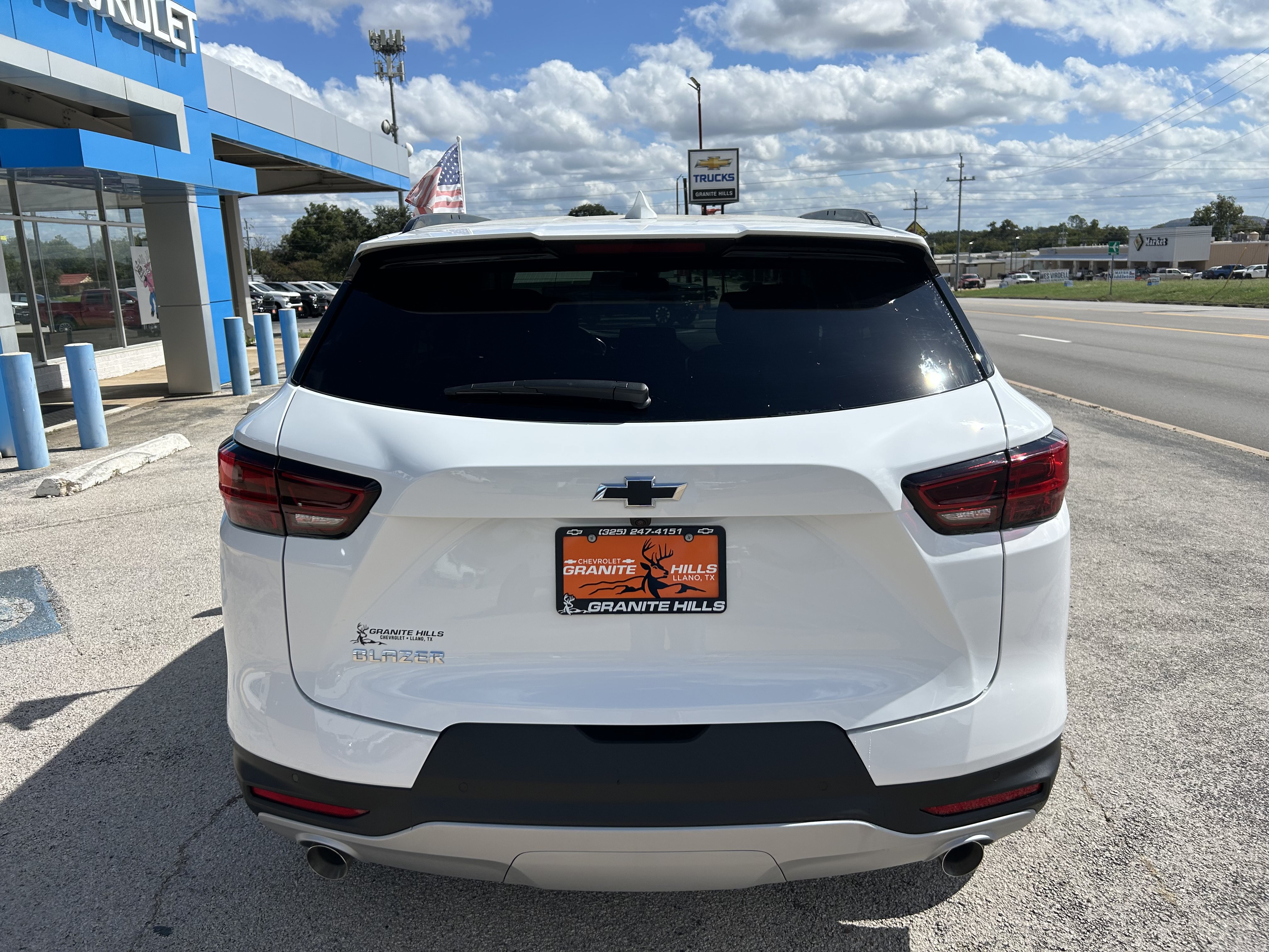 New 2026 Chevrolet Blazer LT w/ Convenience Package FWD image 7