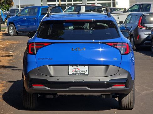 New 2026 Kia Sportage X-Line w/ X-Line Technology Package image 4