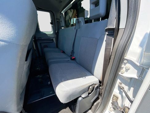 Used 2014 Ford F250 XLT w/ XLT Interior Package AWD/4WD image 13