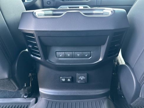 Used 2025 Toyota Tundra Platinum image 17