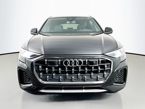 Used 2025 Audi Q8 Premium Plus w/ Premium Plus Package AWD/4WD image 2