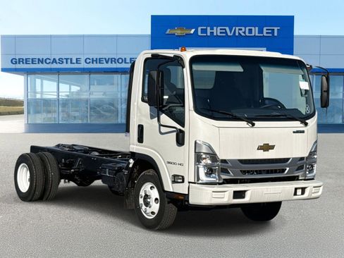 New 2025 Chevrolet Low Cab Forward image 1