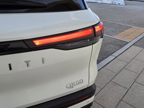 Certified 2023 INFINITI QX60 Luxe image 15