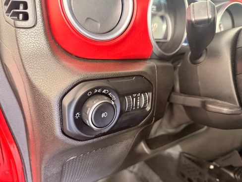 Used 2018 Jeep Wrangler Unlimited Rubicon AWD/4WD image 43