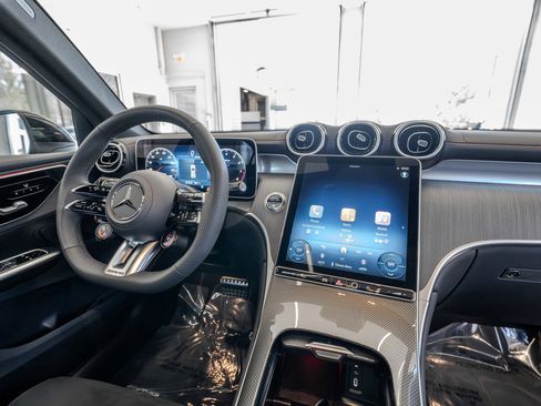 New 2025 Mercedes-Benz GLC 43 AMG 4MATIC image 19