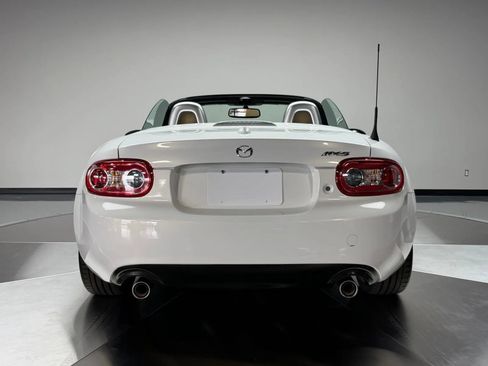 Used 2012 MAZDA MX-5 Miata Grand Touring w/ Premium Pkg RWD image 5