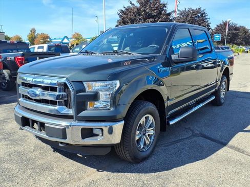 Used 2015 Ford F150 XLT image 3