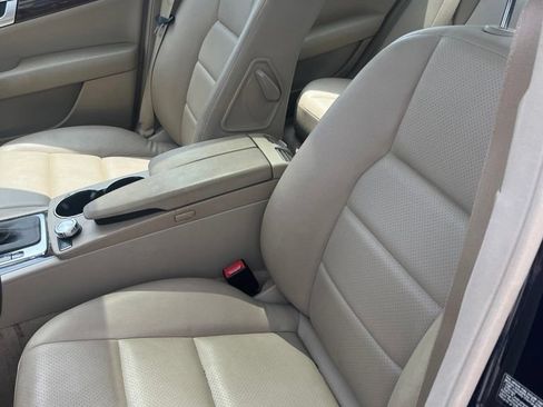 Used 2014 Mercedes-Benz C 300 4MATIC Sedan image 20