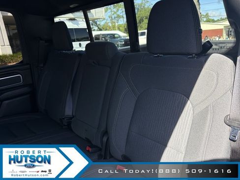 Used 2022 RAM 1500 Big Horn AWD/4WD image 18