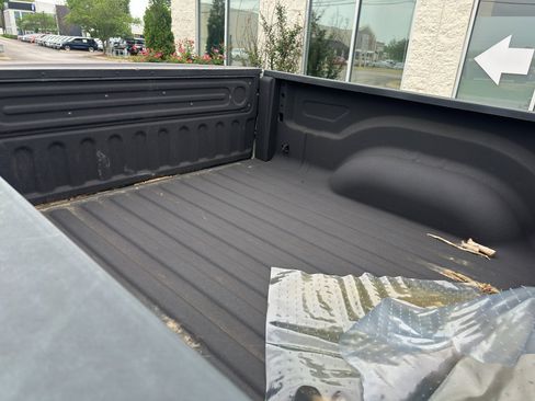 Used 2018 RAM 1500 Tradesman w/ Popular Equipment Group RWD image 13