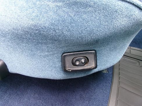 Used 1995 Ford F150 XLT image 21