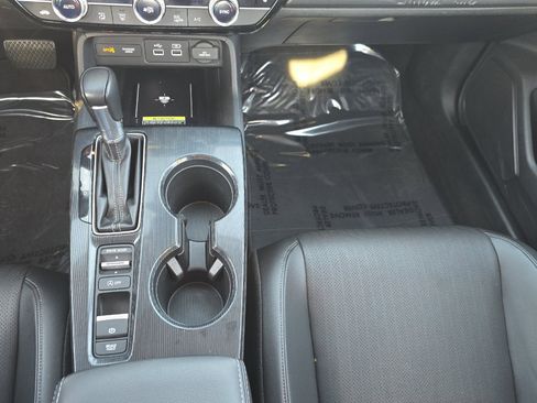 Used 2022 Honda Civic Touring image 20