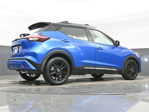 Used 2024 Nissan Kicks SR w/ SR Premium Package image 25