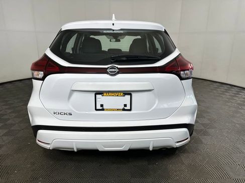 Used 2025 Nissan Kicks Play S FWD image 4