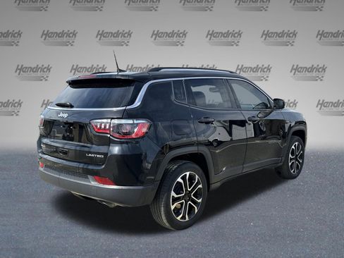Used 2022 Jeep Compass Limited w/ Sun and Sound Group image 9