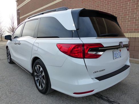 Used 2024 Honda Odyssey EX-L image 8