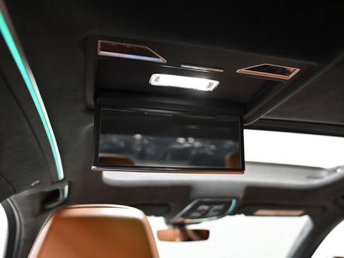 Used 2022 Audi S8 image 31