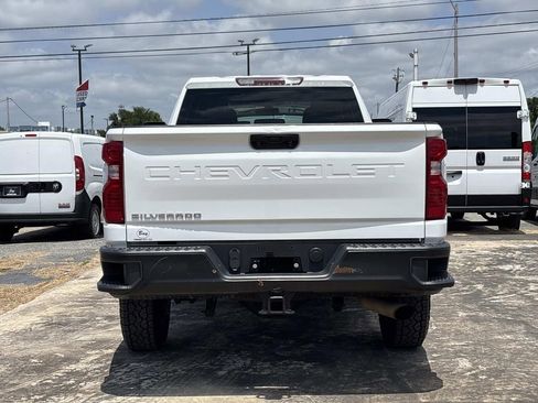Used 2022 Chevrolet Silverado 2500 W/T w/ WT Fleet Convenience Package AWD/4WD image 4