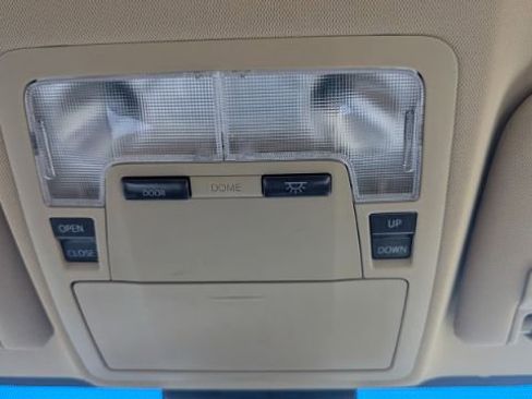 Used 2018 Toyota Avalon XLE Plus image 40