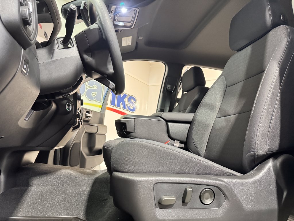 New 2026 Chevrolet Silverado 2500 Custom w/ Custom Value Package AWD/4WD image 8