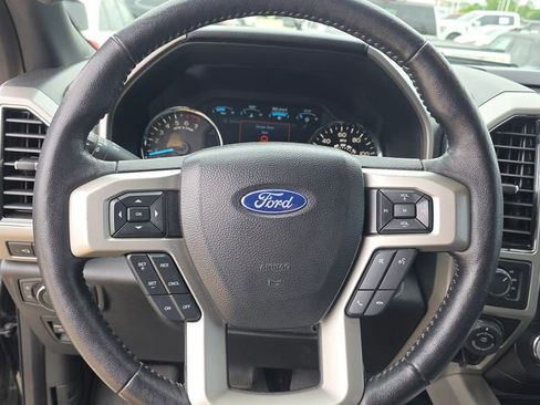 Used 2018 Ford F150 Lariat w/ Equipment Group 502A Luxury AWD/4WD image 14