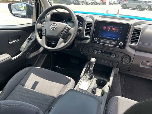 Certified 2024 Nissan Frontier SV w/ SV Convenience Package RWD image 11