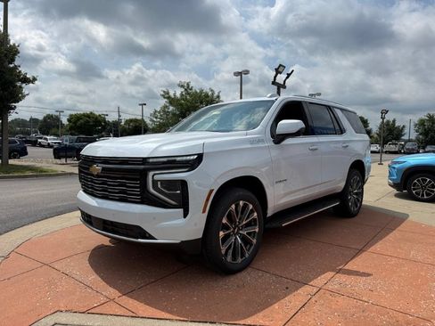 New 2026 Chevrolet Tahoe High Country w/ Sun And Tow Package AWD/4WD image 3