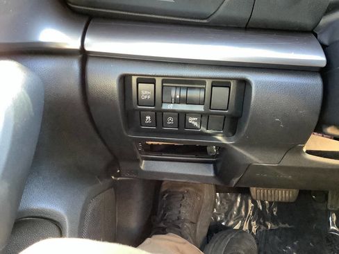 Used 2020 Subaru Crosstrek 2.0i Limited w/ Moonroof Package image 43