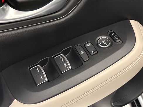 New 2026 Honda HR-V EX-L image 21