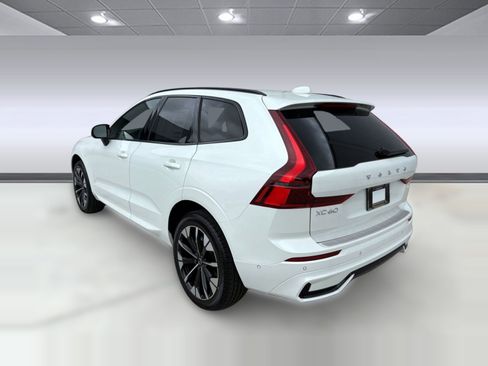 Used 2026 Volvo XC60 B5 Plus w/ Protection Package Premier AWD/4WD image 3