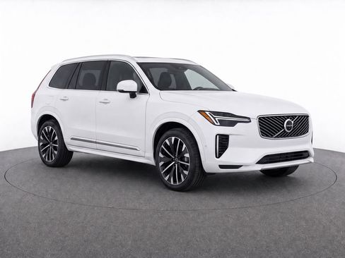 Certified 2026 Volvo XC90 B6 Plus AWD/4WD image 2
