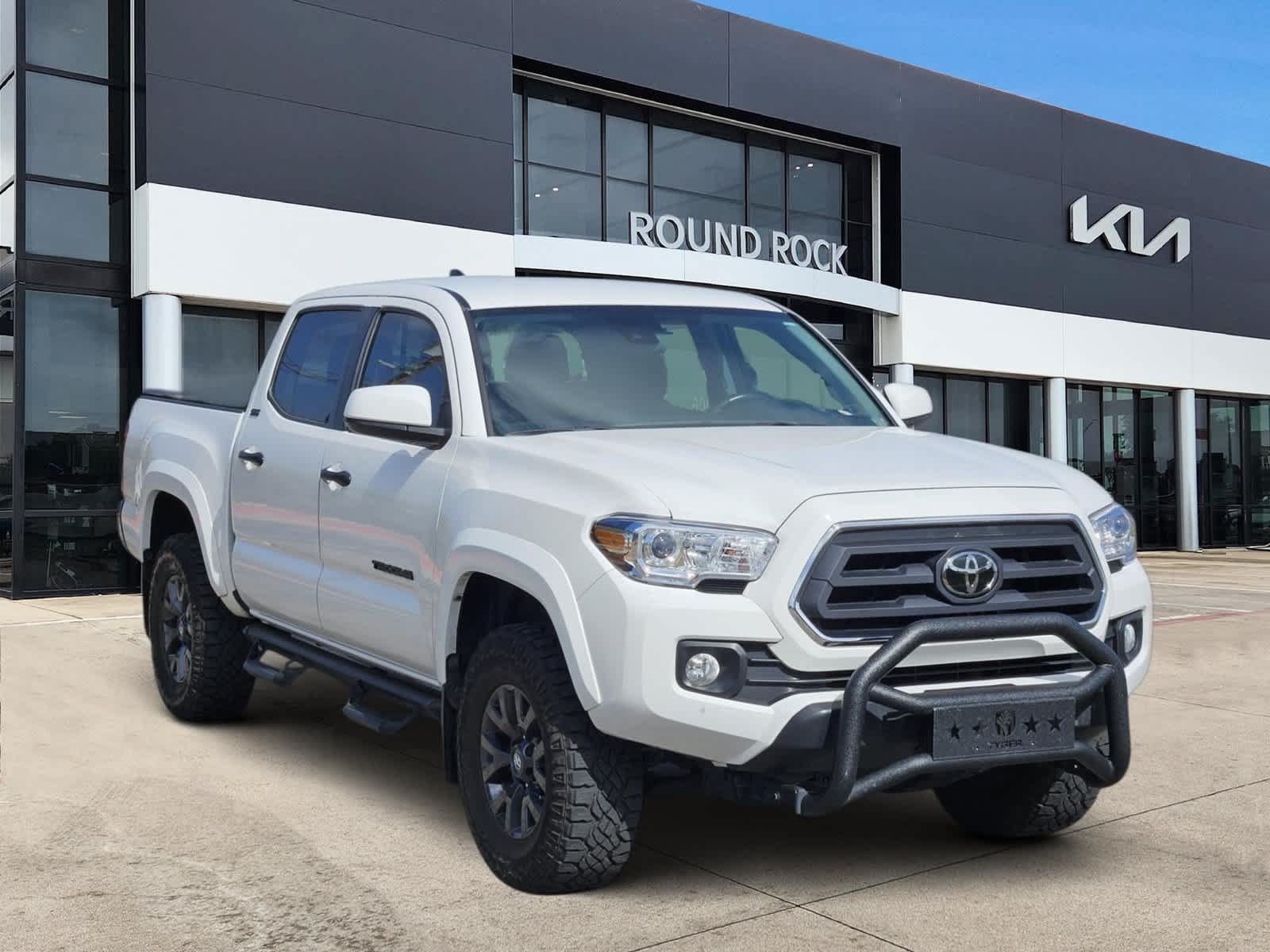 Used 2023 Toyota Tacoma SR5 RWD image 3