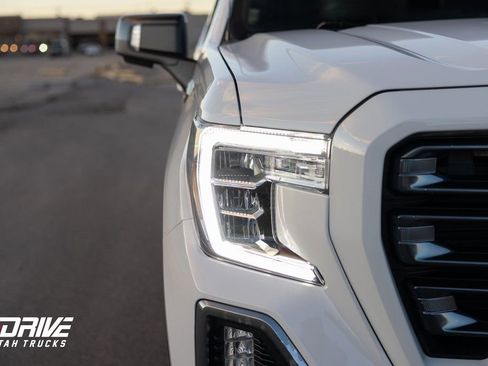 Used 2022 GMC Sierra 1500 AT4 w/ AT4 Premium Package image 7