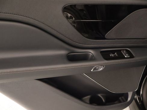 New 2026 Lincoln Aviator 2WD image 19