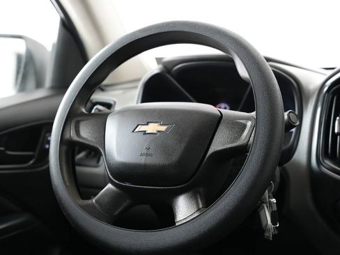 Used 2018 Chevrolet Colorado W/T image 11