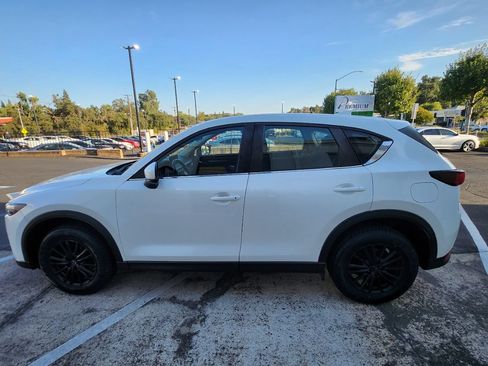 Used 2021 MAZDA CX-5 Sport FWD image 2