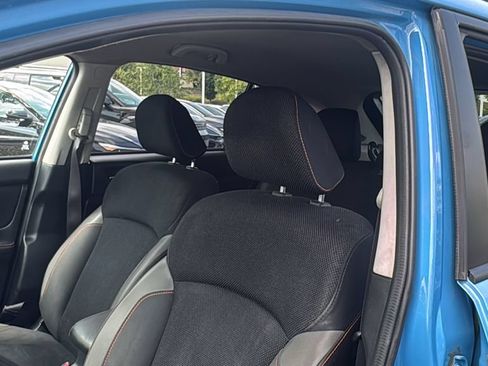 Used 2016 Subaru Crosstrek 2.0i Premium AWD/4WD image 11