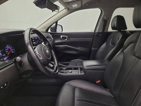 Used 2021 Kia Sorento S FWD image 17
