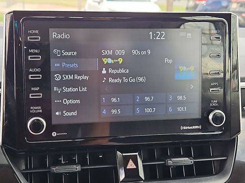 Used 2021 Toyota Corolla LE FWD image 26