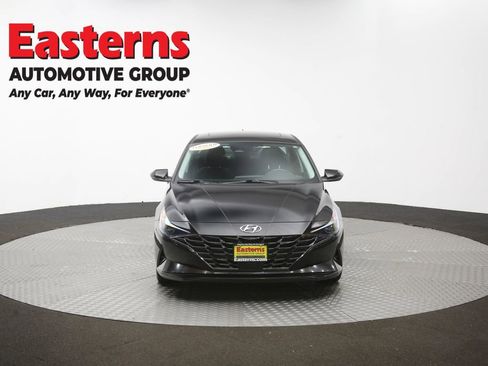 Used 2021 Hyundai Elantra SEL w/ Convenience + Premium Package FWD image 54