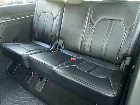 Used 2019 Ford Expedition Platinum image 31