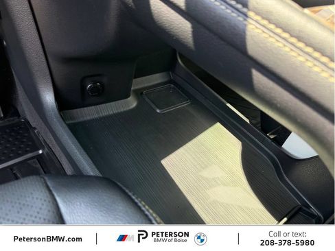 Used 2026 Toyota Sienna Platinum AWD/4WD image 28