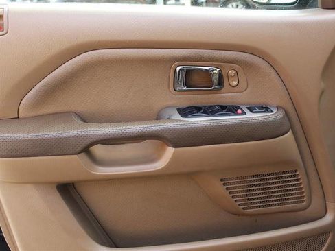 Used 2005 Honda Pilot EX-L image 11