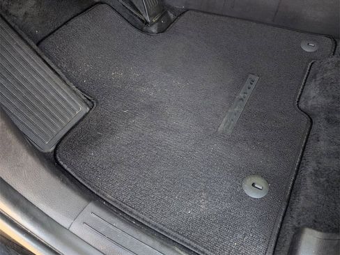 Certified 2024 Kia Carnival LX image 34