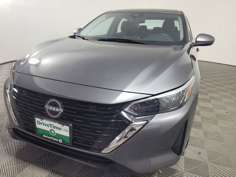 Used 2025 Nissan Sentra S FWD image 15