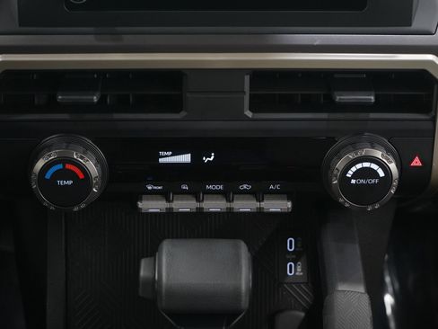 Used 2025 Toyota Tacoma SR5 image 15