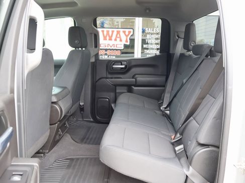 Used 2020 Chevrolet Silverado 1500 Custom w/ Custom Value Package image 22