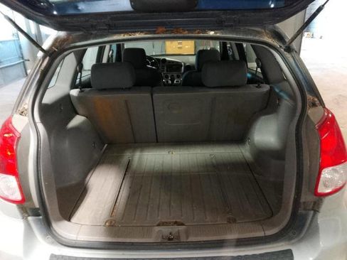 Used 2003 Toyota Matrix FWD image 26